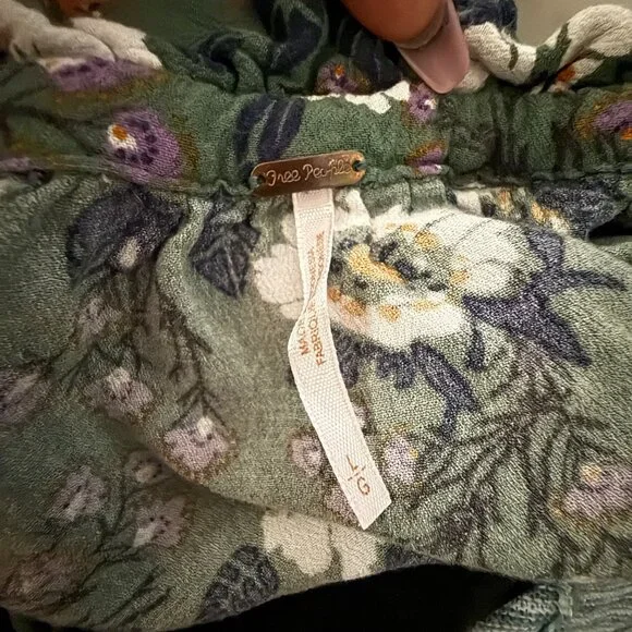 Free People Magic Mystery Tunic Floral Bell Sleeve V-Neck Dress Size L - Picture 7 of 8